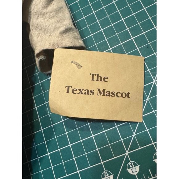 Pancho Dillo Armadillo Doll Handmade In Texas Original Grannys Corner Craft Co. - Picture 3 of 9